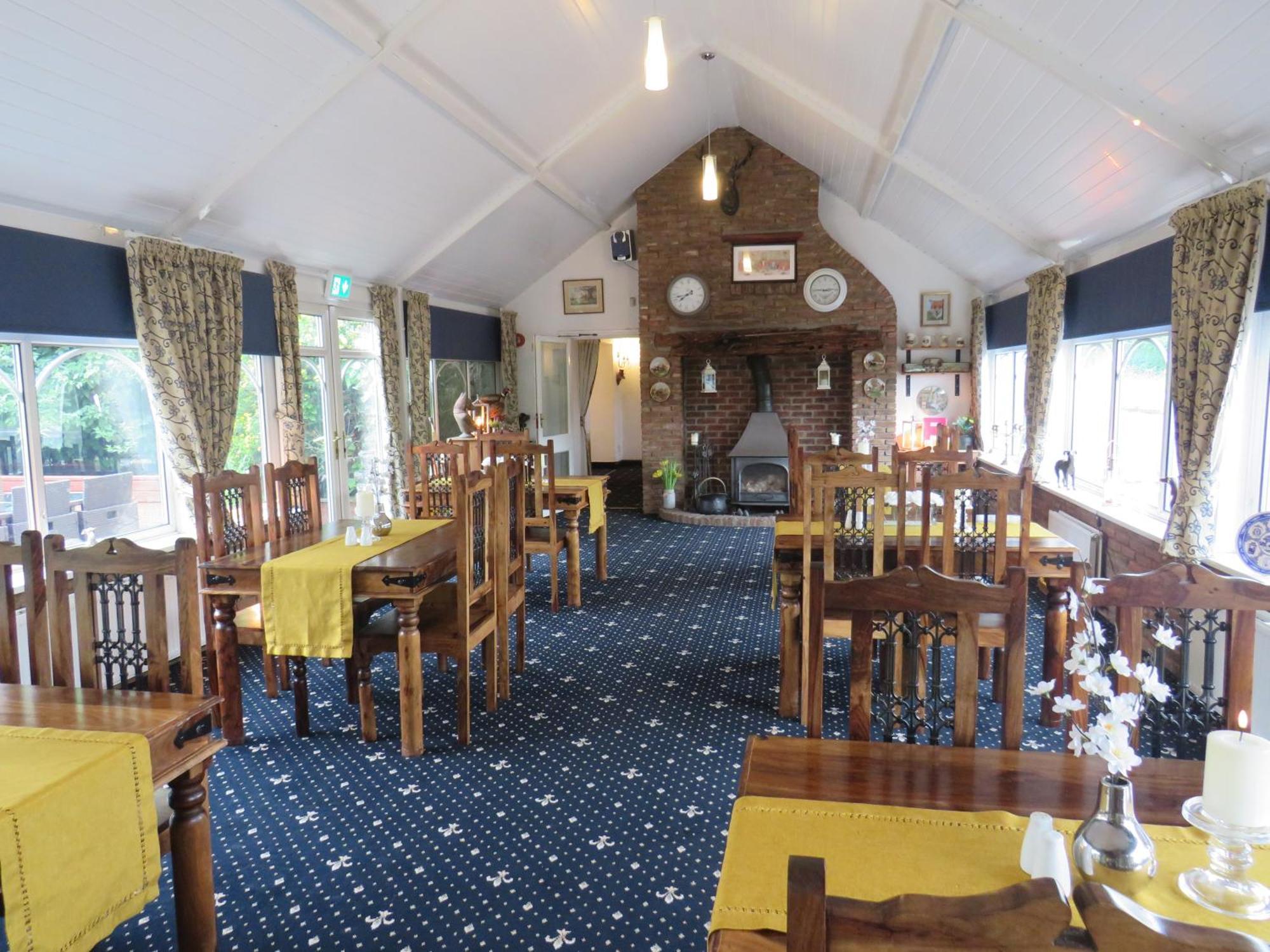 Ganton Greyhound Inn Ngoại thất bức ảnh